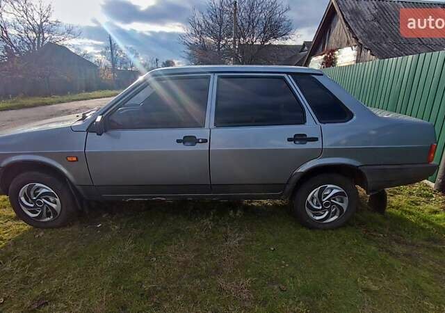 Серый ВАЗ 21099, объемом двигателя 1.6 л и пробегом 240 тыс. км за 2200 $, фото 4 на Automoto.ua