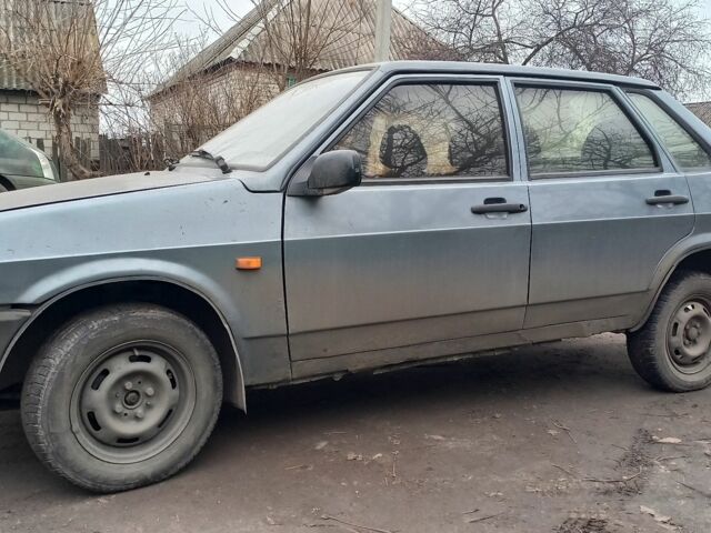 Серый ВАЗ 21099, объемом двигателя 1.6 л и пробегом 287 тыс. км за 1200 $, фото 3 на Automoto.ua