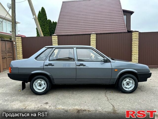 Серый ВАЗ 21099, объемом двигателя 1.5 л и пробегом 26 тыс. км за 4350 $, фото 5 на Automoto.ua