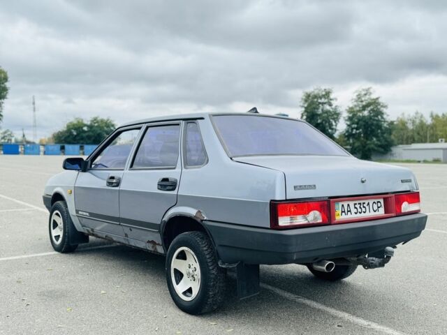 Серый ВАЗ 21099, объемом двигателя 1.6 л и пробегом 209 тыс. км за 1350 $, фото 3 на Automoto.ua