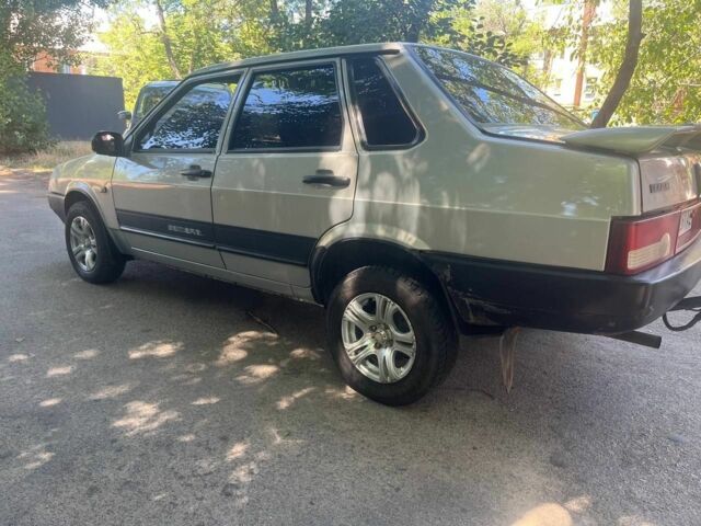 Сірий ВАЗ 21099, об'ємом двигуна 1.6 л та пробігом 170 тис. км за 1700 $, фото 2 на Automoto.ua