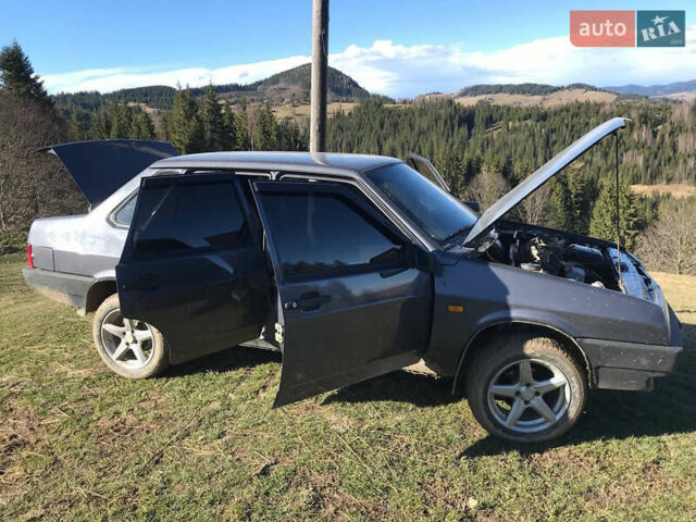 Серый ВАЗ 21099, объемом двигателя 0 л и пробегом 130 тыс. км за 2099 $, фото 6 на Automoto.ua