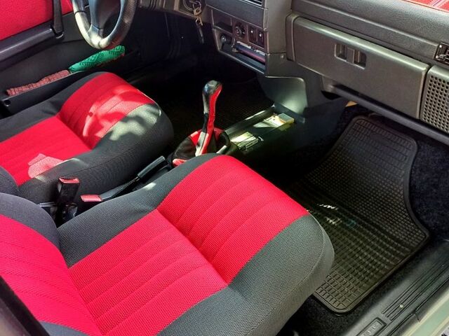 Серый ВАЗ 21099, объемом двигателя 1.5 л и пробегом 49 тыс. км за 3200 $, фото 1 на Automoto.ua