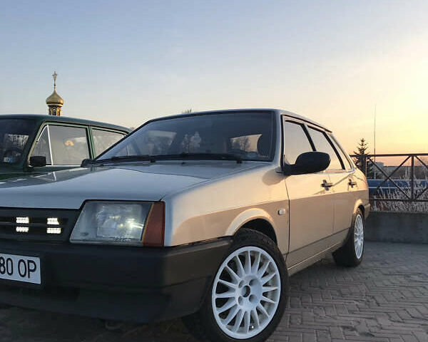 Серый ВАЗ 21099, объемом двигателя 1.6 л и пробегом 339 тыс. км за 2000 $, фото 18 на Automoto.ua