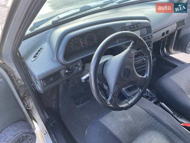 Сірий ВАЗ 21099, об'ємом двигуна 1.6 л та пробігом 308 тис. км за 1500 $, фото 12 на Automoto.ua