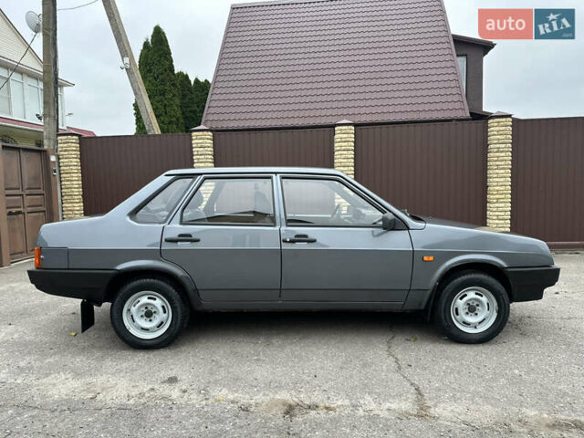 Серый ВАЗ 21099, объемом двигателя 1.6 л и пробегом 26 тыс. км за 4350 $, фото 24 на Automoto.ua