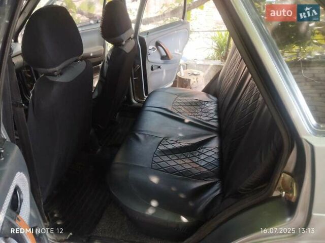 Сірий ВАЗ 21099, об'ємом двигуна 1.6 л та пробігом 200 тис. км за 2100 $, фото 4 на Automoto.ua