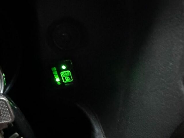 Сірий ВАЗ 21099, об'ємом двигуна 1.6 л та пробігом 160 тис. км за 2350 $, фото 20 на Automoto.ua