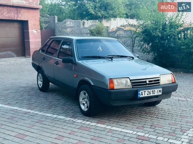 Сірий ВАЗ 21099, об'ємом двигуна 1.6 л та пробігом 155 тис. км за 1050 $, фото 1 на Automoto.ua