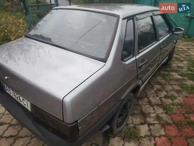 Серый ВАЗ 21099, объемом двигателя 1.6 л и пробегом 220 тыс. км за 1500 $, фото 6 на Automoto.ua