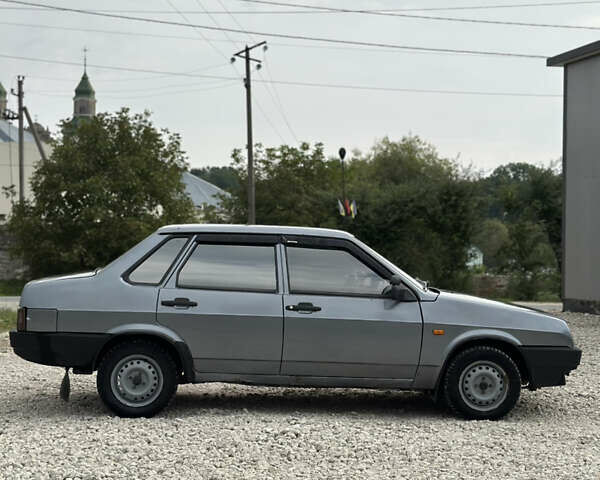 Сірий ВАЗ 21099, об'ємом двигуна 1.6 л та пробігом 295 тис. км за 900 $, фото 6 на Automoto.ua