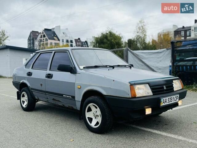 Серый ВАЗ 21099, объемом двигателя 1.6 л и пробегом 209 тыс. км за 1350 $, фото 1 на Automoto.ua