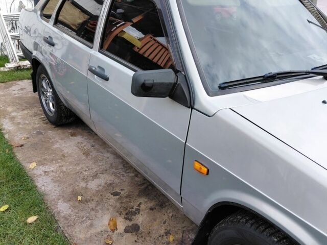 Серый ВАЗ 21099, объемом двигателя 1.6 л и пробегом 223 тыс. км за 3500 $, фото 2 на Automoto.ua