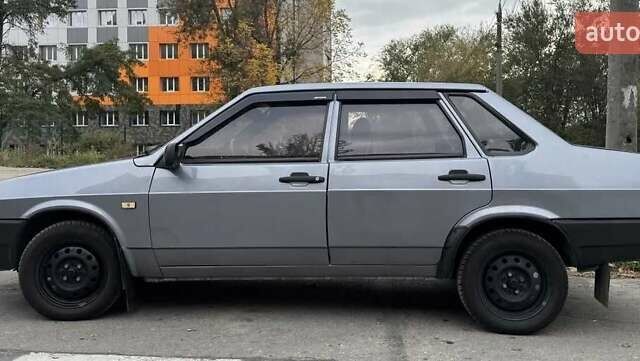 ВАЗ 21099 2007 в Запорожье на Automoto.ua Серый ВАЗ 21099, объемом двигателя 1.5 л и пробегом 163 тыс. км за 2000 $, фото 2 на Automoto.ua