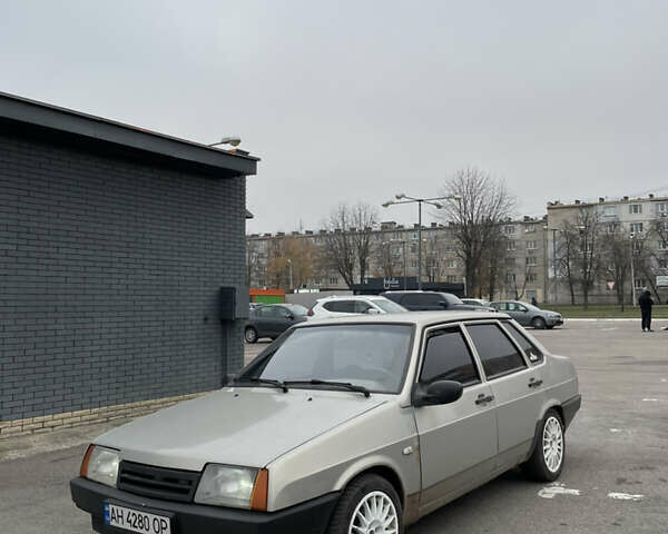 Серый ВАЗ 21099, объемом двигателя 1.6 л и пробегом 339 тыс. км за 2000 $, фото 2 на Automoto.ua