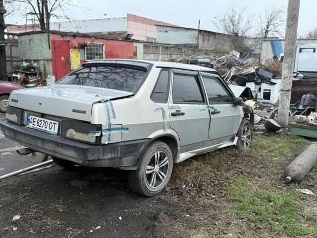 Сірий ВАЗ 21099, об'ємом двигуна 1.6 л та пробігом 180 тис. км за 650 $, фото 3 на Automoto.ua