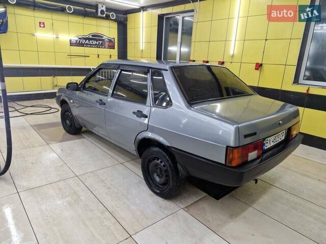 Серый ВАЗ 21099, объемом двигателя 1.5 л и пробегом 180 тыс. км за 1300 $, фото 1 на Automoto.ua
