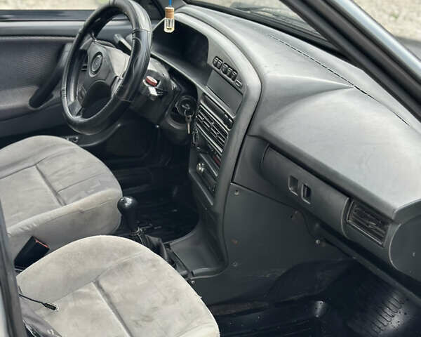 Сірий ВАЗ 21099, об'ємом двигуна 1.6 л та пробігом 295 тис. км за 900 $, фото 8 на Automoto.ua