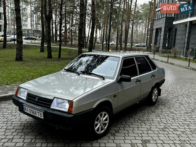 Сірий ВАЗ 21099, об'ємом двигуна 1.6 л та пробігом 161 тис. км за 2350 $, фото 13 на Automoto.ua