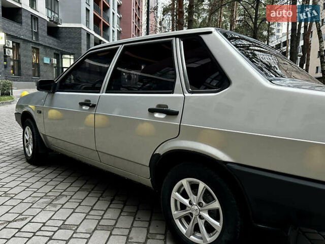 Сірий ВАЗ 21099, об'ємом двигуна 1.6 л та пробігом 161 тис. км за 2350 $, фото 12 на Automoto.ua