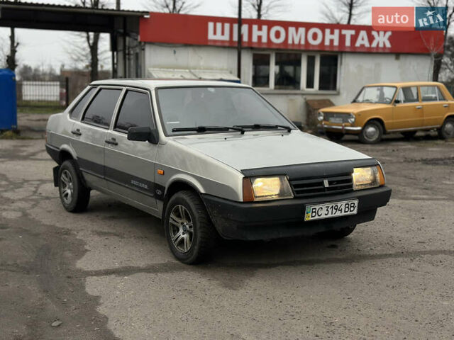 Серый ВАЗ 21099, объемом двигателя 1.6 л и пробегом 200 тыс. км за 1500 $, фото 6 на Automoto.ua