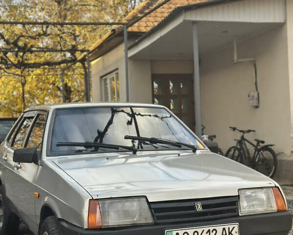 ВАЗ 21099 2007 в Хусте на Automoto.ua Серый ВАЗ 21099, объемом двигателя 1.6 л и пробегом 200 тыс. км за 1200 $, фото 3 на Automoto.ua