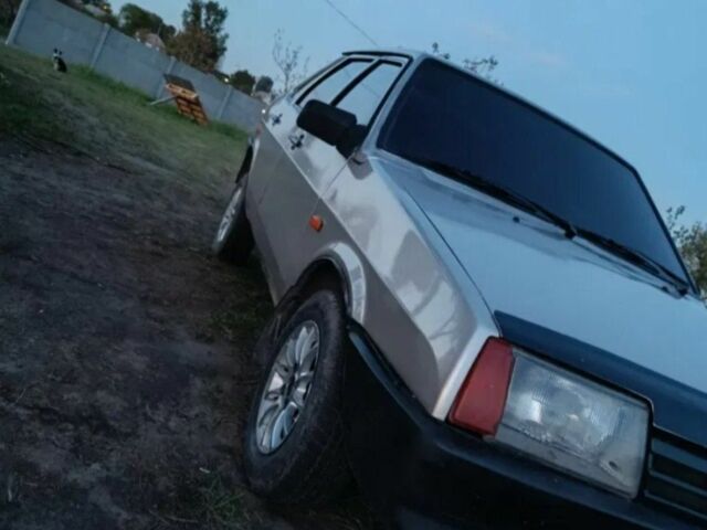 Сірий ВАЗ 21099, об'ємом двигуна 1.6 л та пробігом 300 тис. км за 1489 $, фото 4 на Automoto.ua