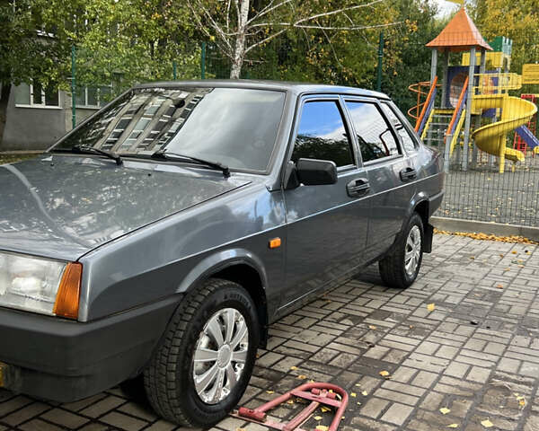 ВАЗ 21099 2007 в Ромнах на Automoto.ua Серый ВАЗ 21099, объемом двигателя 1.6 л и пробегом 143 тыс. км за 2850 $, фото 5 на Automoto.ua