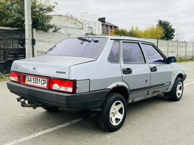 Серый ВАЗ 21099, объемом двигателя 1.6 л и пробегом 209 тыс. км за 1350 $, фото 5 на Automoto.ua