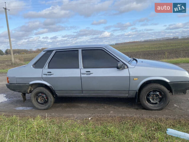 Серый ВАЗ 21099, объемом двигателя 1.6 л и пробегом 230 тыс. км за 1900 $, фото 2 на Automoto.ua