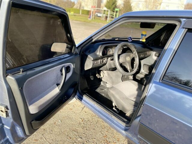 Серый ВАЗ 21099, объемом двигателя 1.6 л и пробегом 190 тыс. км за 2200 $, фото 7 на Automoto.ua