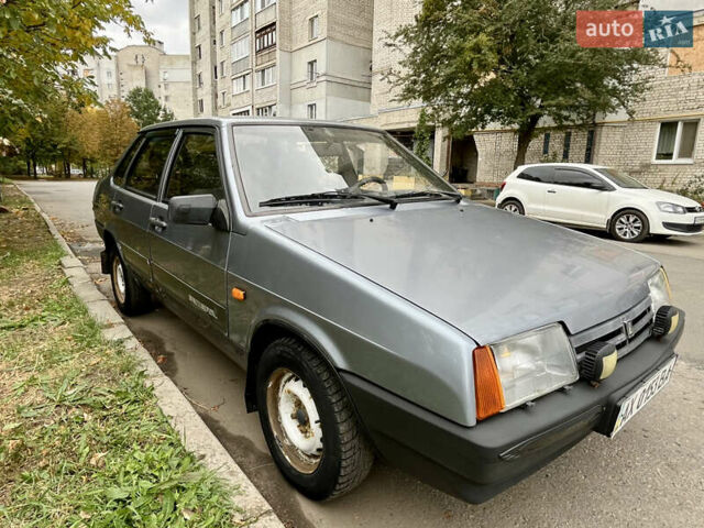 Серый ВАЗ 21099, объемом двигателя 1.6 л и пробегом 269 тыс. км за 1650 $, фото 2 на Automoto.ua