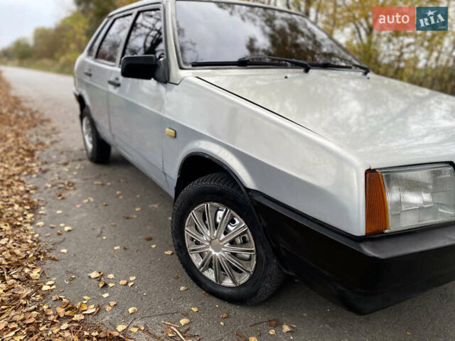 Сірий ВАЗ 21099, об'ємом двигуна 1.6 л та пробігом 200 тис. км за 1550 $, фото 7 на Automoto.ua