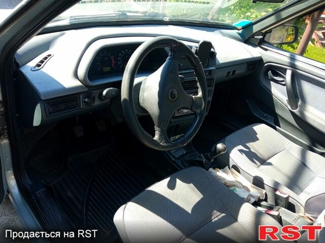 Сірий ВАЗ 21099, об'ємом двигуна 1.6 л та пробігом 180 тис. км за 2800 $, фото 4 на Automoto.ua