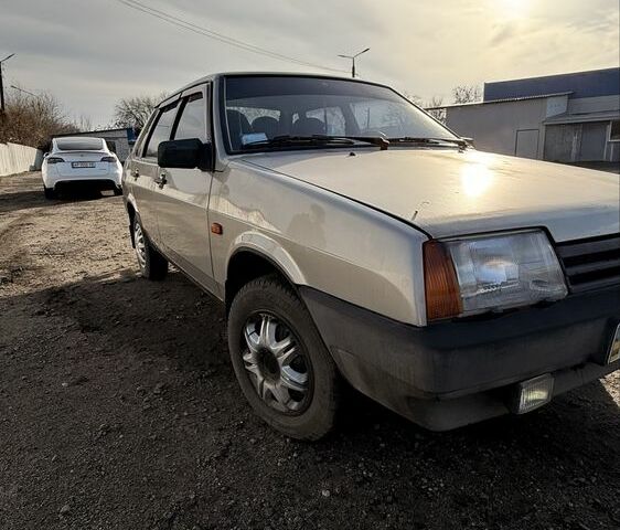 Серый ВАЗ 21099, объемом двигателя 1.6 л и пробегом 99 тыс. км за 2100 $, фото 19 на Automoto.ua