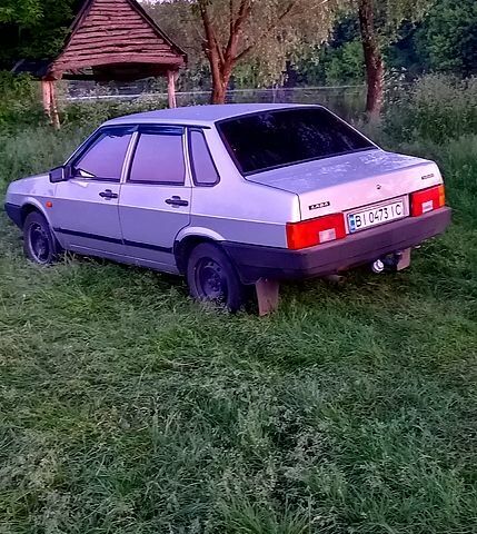 Серый ВАЗ 21099, объемом двигателя 1.6 л и пробегом 180 тыс. км за 2500 $, фото 3 на Automoto.ua