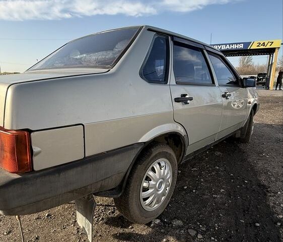 Серый ВАЗ 21099, объемом двигателя 1.6 л и пробегом 99 тыс. км за 2100 $, фото 21 на Automoto.ua