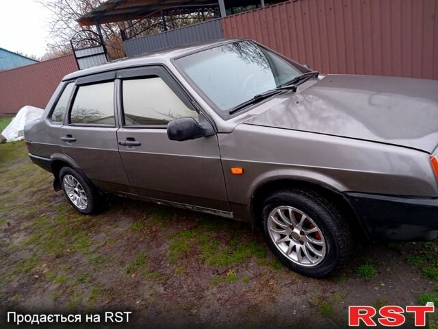 Сірий ВАЗ 21099, об'ємом двигуна 1.6 л та пробігом 205 тис. км за 1700 $, фото 3 на Automoto.ua