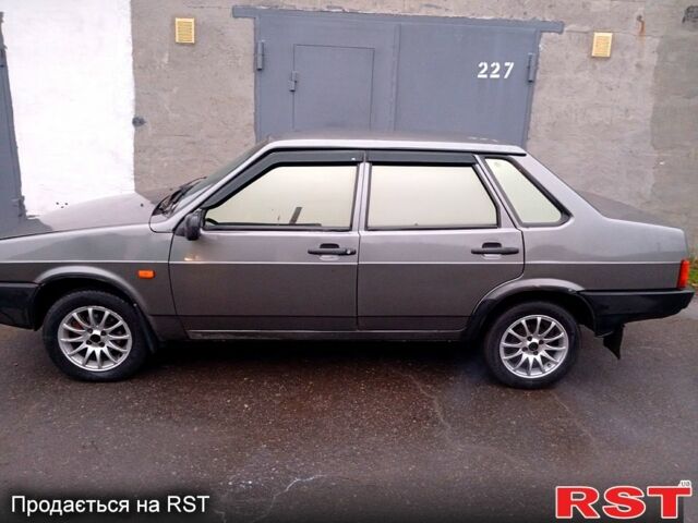 Сірий ВАЗ 21099, об'ємом двигуна 1.6 л та пробігом 205 тис. км за 1700 $, фото 2 на Automoto.ua