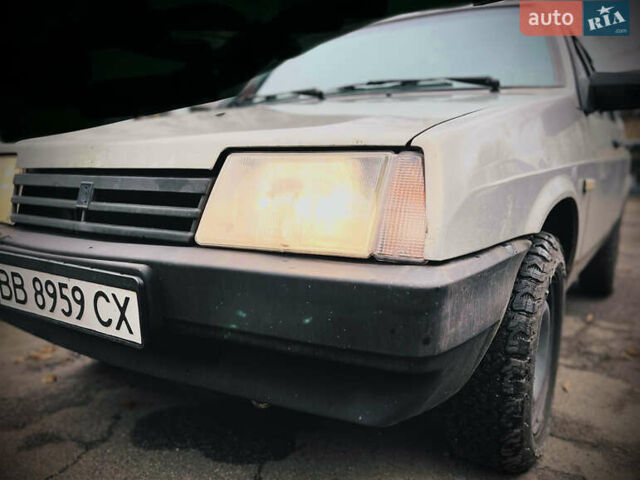 Серый ВАЗ 21099, объемом двигателя 1.6 л и пробегом 57 тыс. км за 2000 $, фото 6 на Automoto.ua