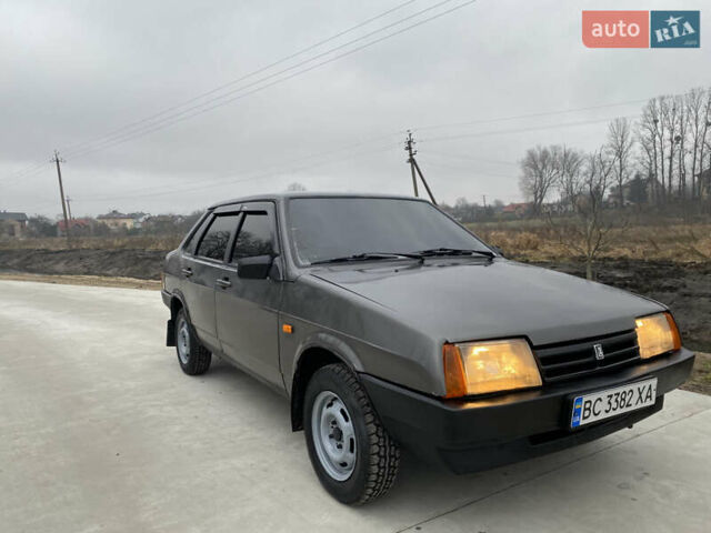 Сірий ВАЗ 21099, об'ємом двигуна 1.6 л та пробігом 181 тис. км за 1150 $, фото 8 на Automoto.ua
