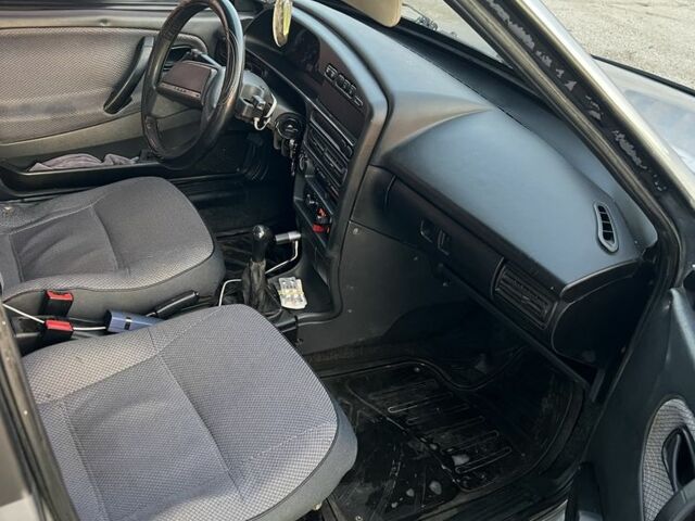 Сірий ВАЗ 21099, об'ємом двигуна 1.6 л та пробігом 198 тис. км за 1799 $, фото 6 на Automoto.ua