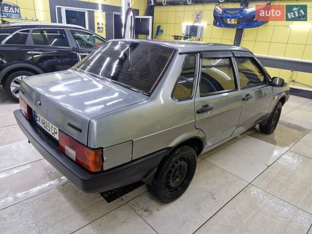 Серый ВАЗ 21099, объемом двигателя 1.5 л и пробегом 180 тыс. км за 1300 $, фото 4 на Automoto.ua