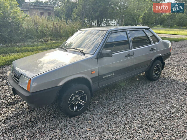 Серый ВАЗ 21099, объемом двигателя 1.6 л и пробегом 119 тыс. км за 2100 $, фото 2 на Automoto.ua