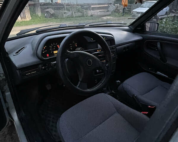 Серый ВАЗ 21099, объемом двигателя 1.6 л и пробегом 200 тыс. км за 1200 $, фото 6 на Automoto.ua