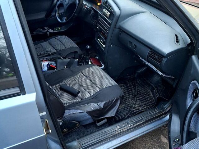 Серый ВАЗ 21099, объемом двигателя 1.6 л и пробегом 240 тыс. км за 2300 $, фото 2 на Automoto.ua