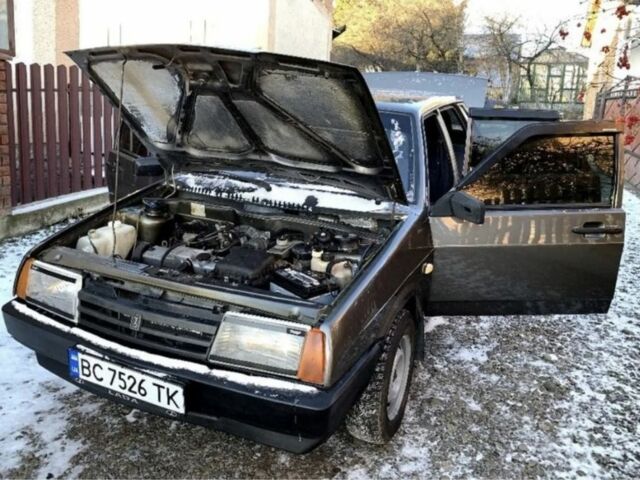 Сірий ВАЗ 21099, об'ємом двигуна 1.6 л та пробігом 194 тис. км за 1000 $, фото 7 на Automoto.ua