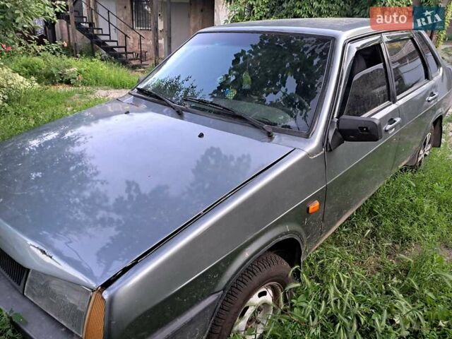 Сірий ВАЗ 21099, об'ємом двигуна 1.6 л та пробігом 270 тис. км за 1900 $, фото 2 на Automoto.ua