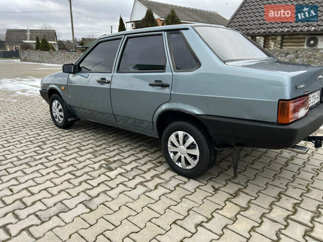 Серый ВАЗ 21099, объемом двигателя 1.6 л и пробегом 190 тыс. км за 1800 $, фото 2 на Automoto.ua