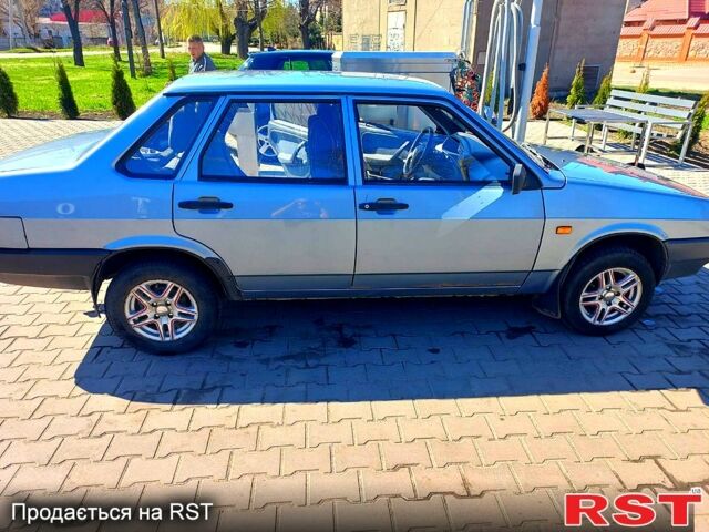 Серый ВАЗ 21099, объемом двигателя 1.6 л и пробегом 95 тыс. км за 2200 $, фото 4 на Automoto.ua
